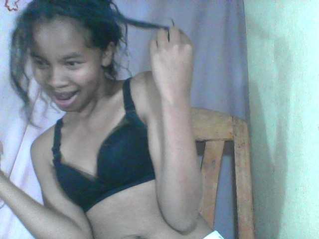 ginah7 live webcam show