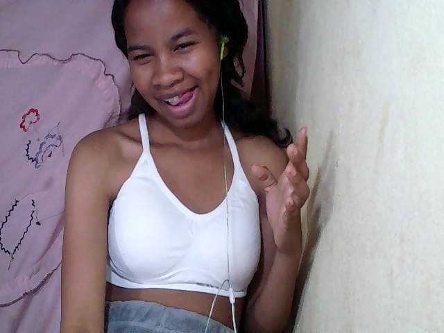 ginah7 live webcam show
