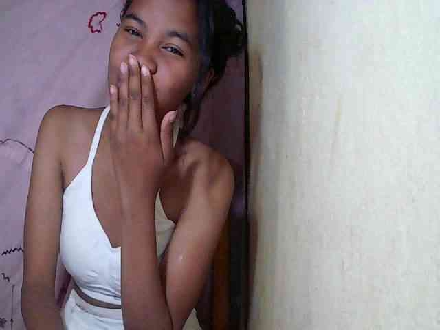 ginah7 webcam