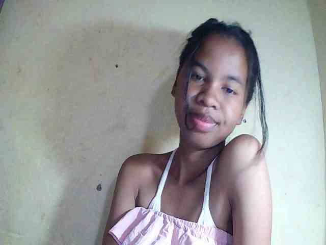 ginah7 webcam