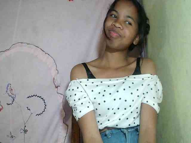 ginah7 webcam