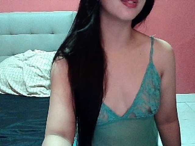 SweeetCum live cam on BongaCams