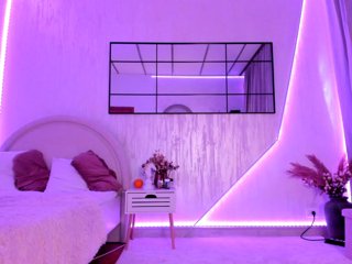 Olivia-Rimes Porn Show