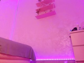 Olivia-Rimes Porn Show