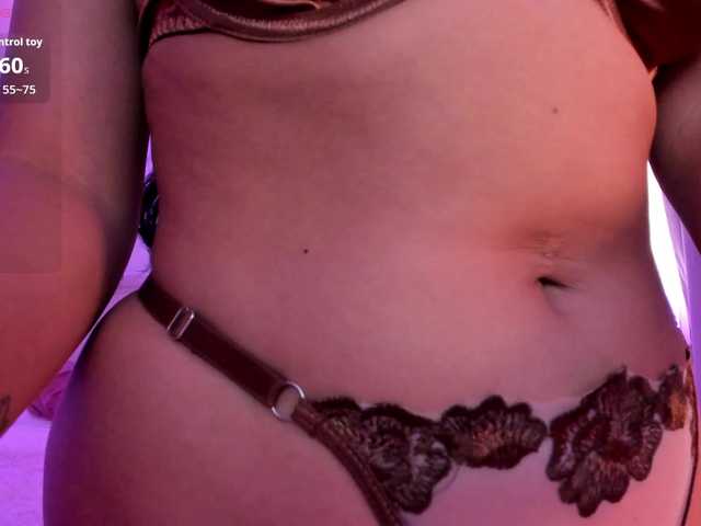 Sex chat gratuit in direct cu Olivia-Rimes pe BongaCams