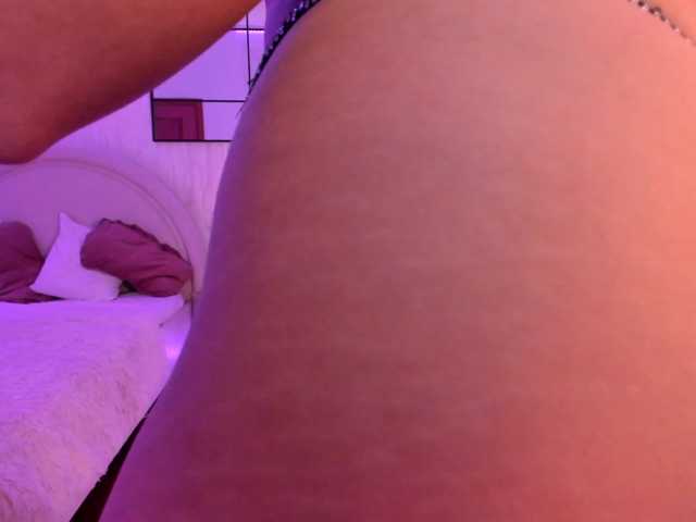 Olivia-Rimes, live now on BongaCams