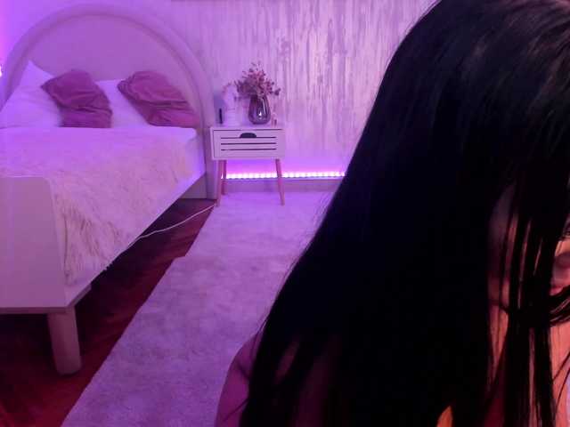 Olivia-Rimes live cam on BongaCams