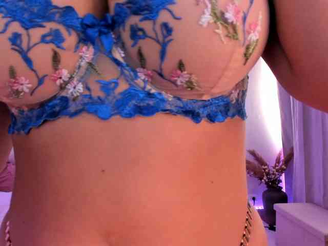 Olivia-Rimes webcam
