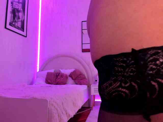 Olivia-Rimes webcam