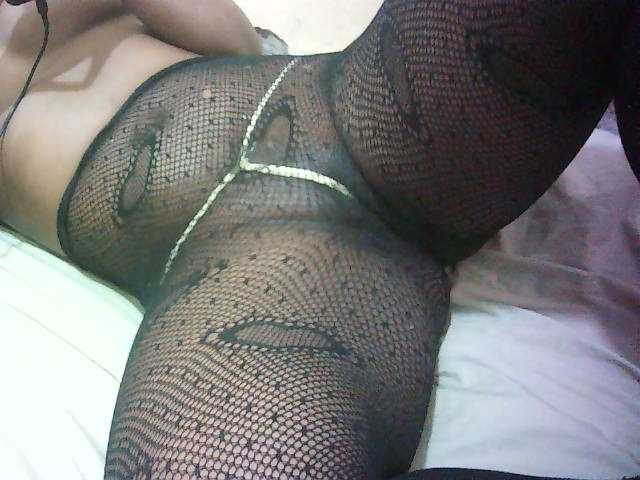 Prettydoll5 live cam on BongaCams