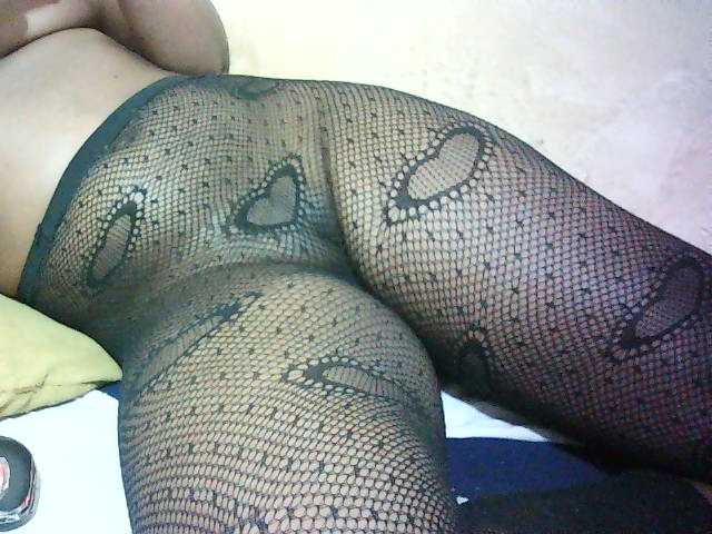 Prettydoll5 live cam on BongaCams