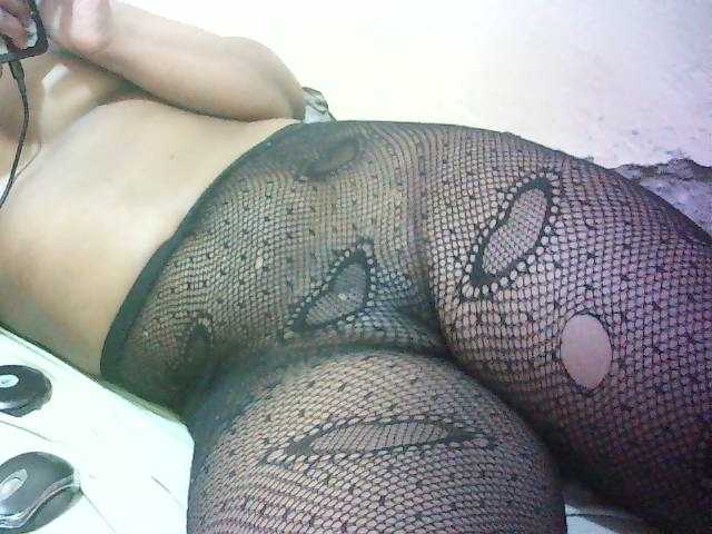 Prettydoll5 live cam on BongaCams