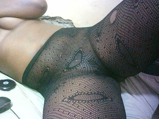 Prettydoll5 live cam on BongaCams