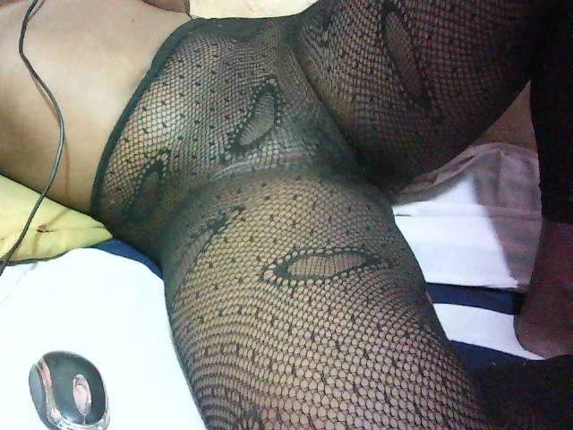 Prettydoll5 live cam on BongaCams