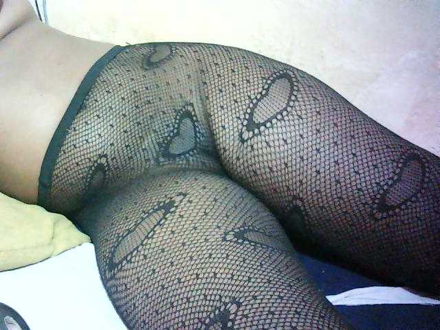 Prettydoll5 live cam on BongaCams