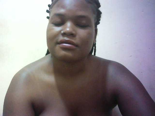 Prettydoll5 live cam on BongaCams