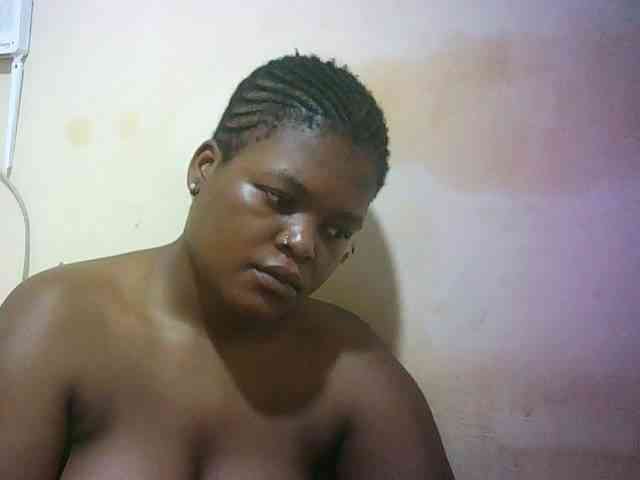 Prettydoll5 webcam