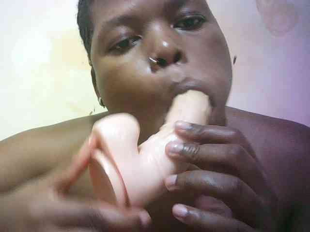 Prettydoll5 webcam