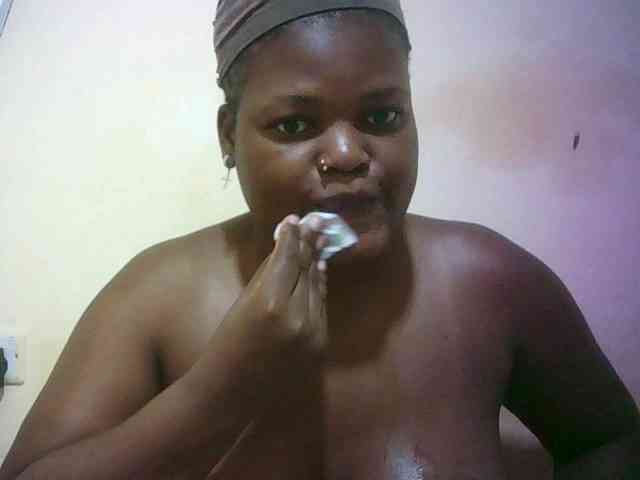 Prettydoll5 webcam