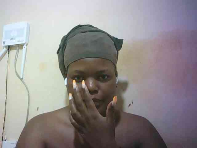 Prettydoll5 webcam