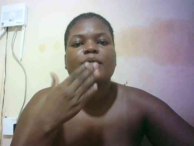 Prettydoll5 webcam