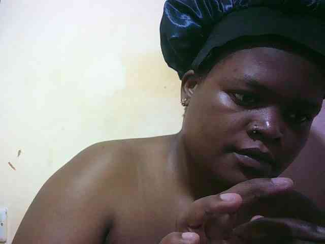 Prettydoll5 webcam