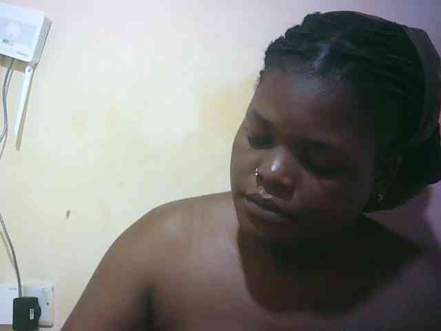Prettydoll5 webcam