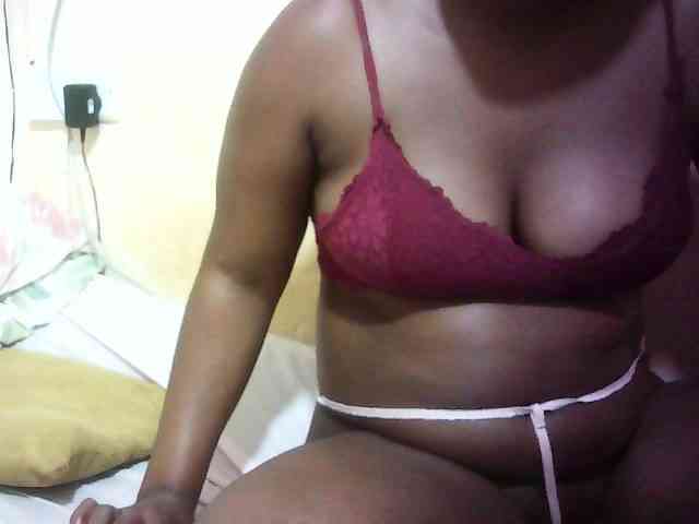 Prettydoll5 webcam