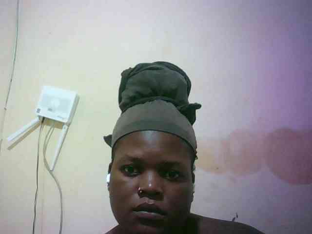Prettydoll5 webcam