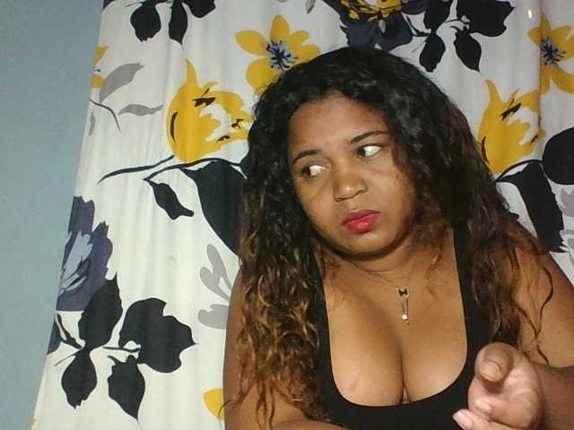 Beauty-Boobs live webcam show