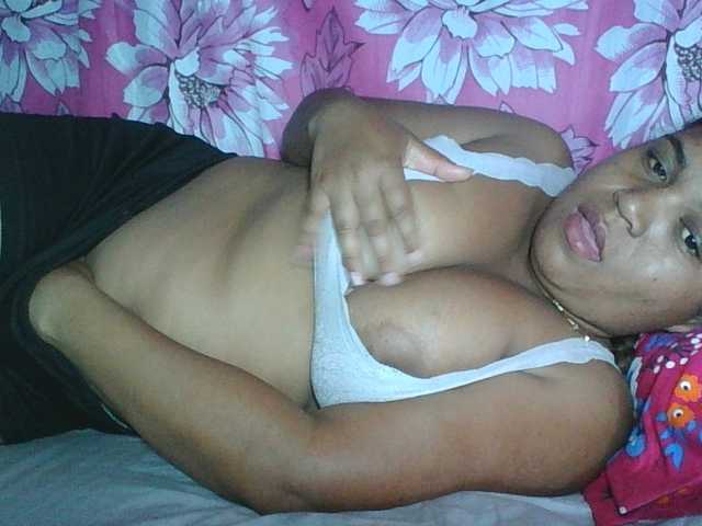 Beauty-Boobs live webcam show