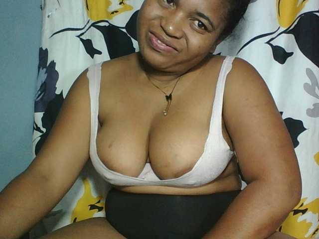 Beauty-Boobs live cam on BongaCams