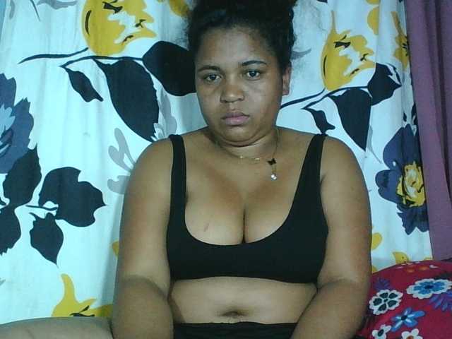 Beauty-Boobs live webcam show