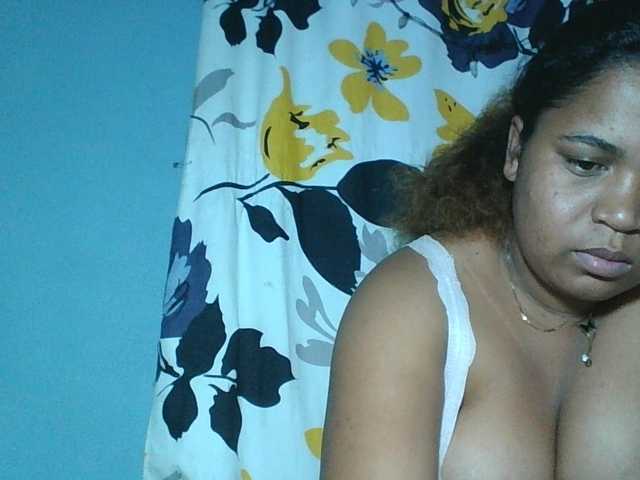 Beauty-Boobs live webcam show