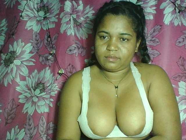 Beauty-Boobs live webcam show