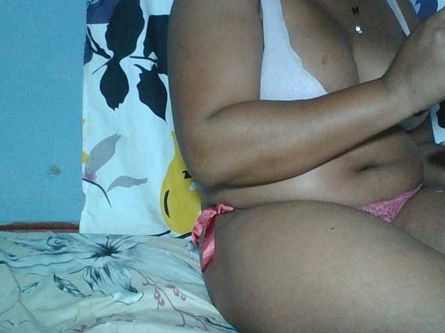 Beauty-Boobs live webcam show
