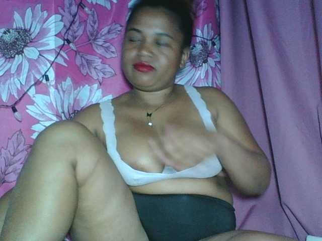 Beauty-Boobs live cam on BongaCams
