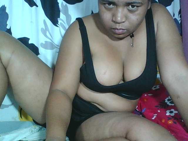 Beauty-Boobs live webcam show