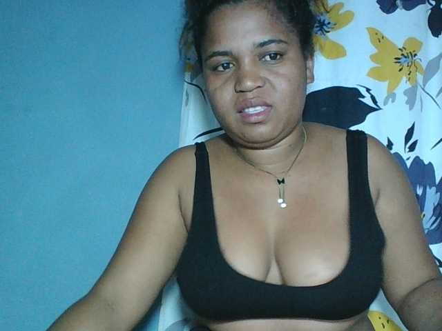 Beauty-Boobs live webcam show