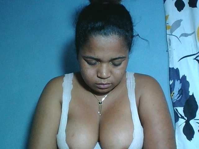 Beauty-Boobs live webcam show
