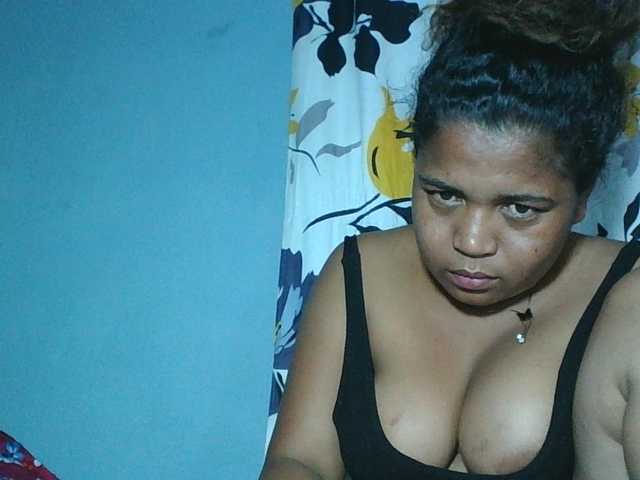 Beauty-Boobs live webcam show