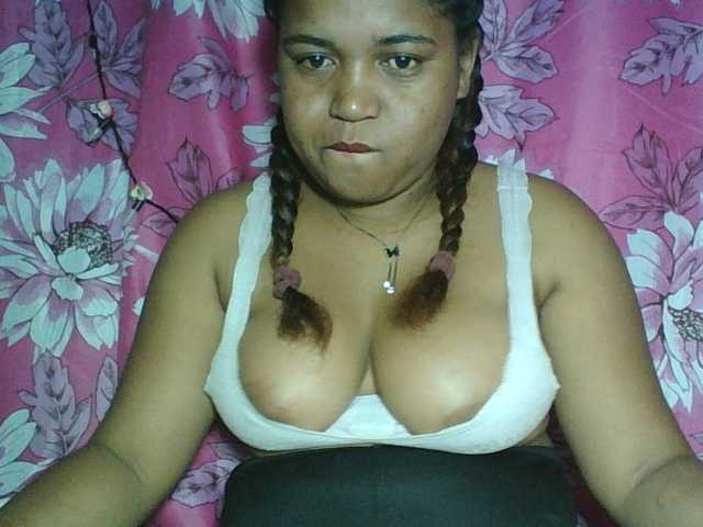 Beauty-Boobs live webcam show