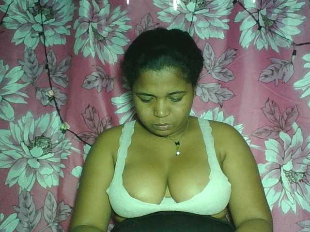 Beauty-Boobs live webcam show