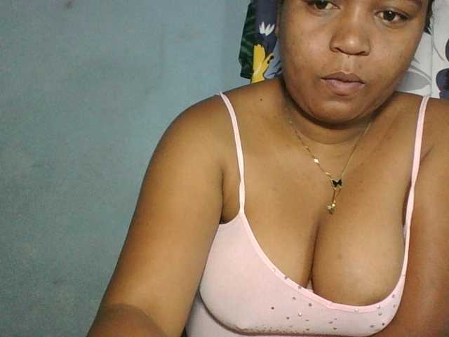 Beauty-Boobs, en vivo ahora en BongaCams