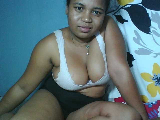 Beauty-Boobs live webcam show