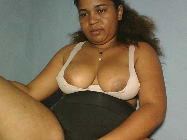 Beauty-Boobs live webcam show