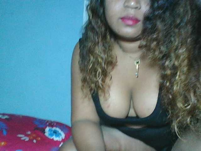 Beauty-Boobs live webcam show