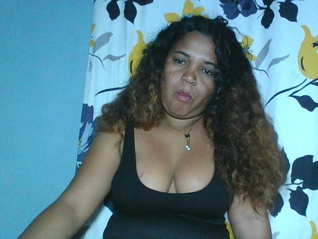 Beauty-Boobs live webcam show