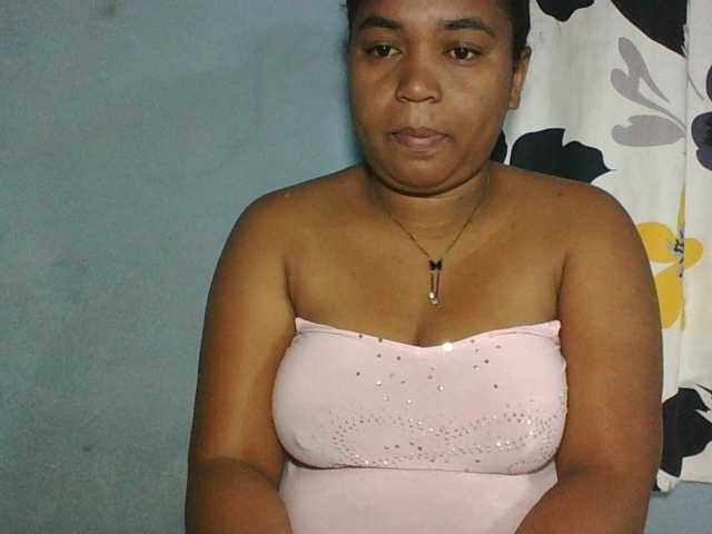 Beauty-Boobs live cam preview