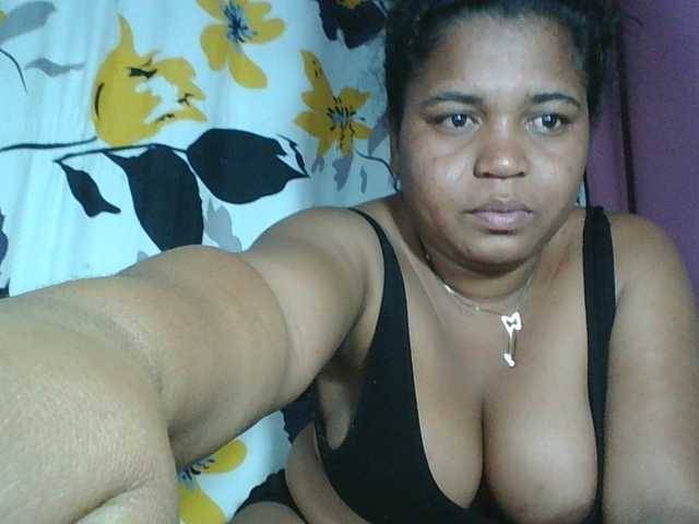 Beauty-Boobs live webcam show